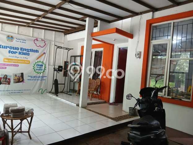 For Sale Hunian Rumah Terawat 5 Kamar di Sukmajaya, Depok For Sale Hunian Rumah Terawat 5 Kamar di Sukmajaya, Depok