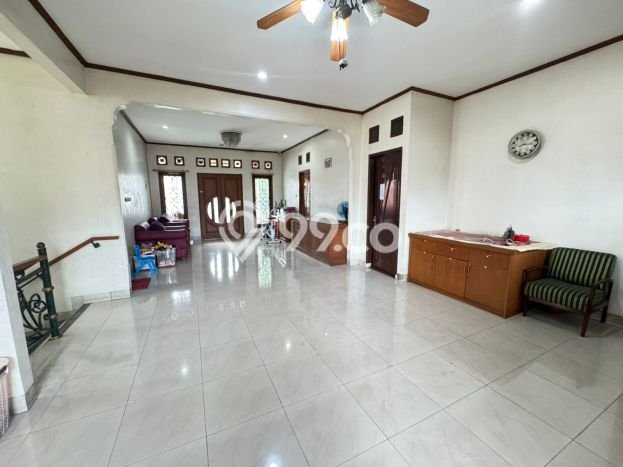 Hunian Eksklusif Dijual LT 261m2 di Tanah Abang, Jakarta Pusat Hunian Eksklusif Dijual LT 261m2 di Tanah Abang, Jakarta Pusat