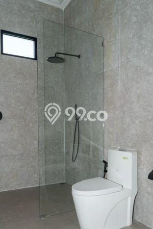 AREA PREMIUM! Vila di Kuta Utara, Luas 250m2m², Dekat pusat kota AREA PREMIUM! Vila di Kuta Utara, Luas 250m2m², Dekat pusat kota