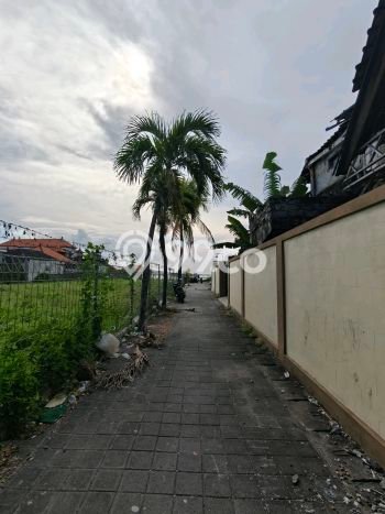 HOT LISTING! Rumah Siap Huni di Tanjung Benoa, Badung, Luas 200m2m² Bangunan 100m2m² HOT LISTING! Rumah Siap Huni di Tanjung Benoa, Badung, Luas 200m2m² Bangunan 100m2m²