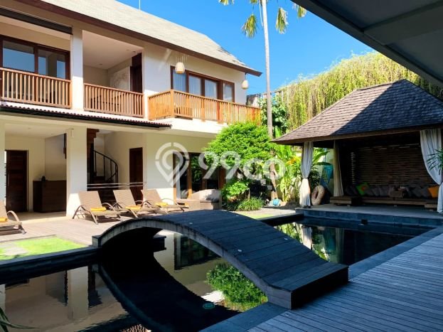 Vila Kawasan , Area 0m2m², Akses ke Pusat Kota Vila Kawasan , Area 0m2m², Akses ke Pusat Kota