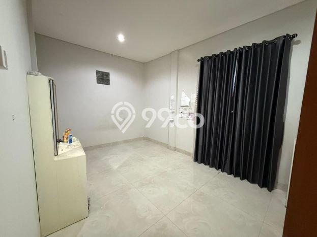 Siap Huni Rumah Mewah 5 Kamar di Denpasar Timur Dekat ke Mana Pun Siap Huni Rumah Mewah 5 Kamar di Denpasar Timur Dekat ke Mana Pun