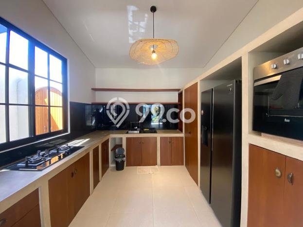 Peluang Langka! Vila di Sanur, Dimensi 250m2m², Posisi Strategis dekat dengan berbagai fasilitas Peluang Langka! Vila di Sanur, Dimensi 250m2m², Posisi Strategis dekat dengan berbagai fasilitas