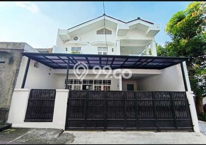 Siap Huni Rumah Mewah 4 Kamar di Duren Sawit Dekat ke Mana Saja Siap Huni Rumah Mewah 4 Kamar di Duren Sawit Dekat ke Mana Saja
