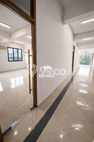 FOR RENT! Kantor di Tomang Cocok untuk Bisnis 90m2 FOR RENT! Kantor di Tomang Cocok untuk Bisnis 90m2