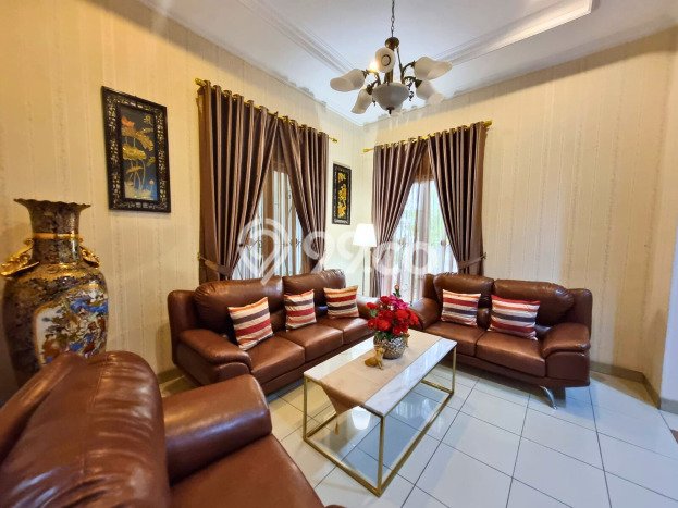 Jual Rumah Mewah Megah Dengan View Cantik di Puri Indah, Jakarta Barat Jual Rumah Mewah Megah Dengan View Cantik di Puri Indah, Jakarta Barat