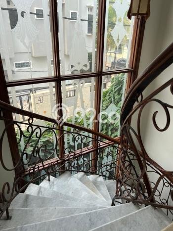 Hunian Elit LB 448m2 Siap Huni Desain Elegan di Tomang, Jakarta Barat Hunian Elit LB 448m2 Siap Huni Desain Elegan di Tomang, Jakarta Barat