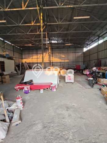 Unit Gudang Disewakan di Puri Indah di Area Ramai & Strategis Unit Gudang Disewakan di Puri Indah di Area Ramai & Strategis