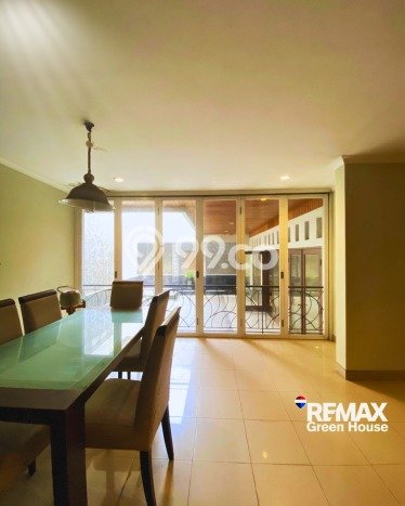 Dijual Rumah Mewah Megah Dengan View Cantik di Tanjung Duren, Jakarta Barat Dijual Rumah Mewah Megah Dengan View Cantik di Tanjung Duren, Jakarta Barat