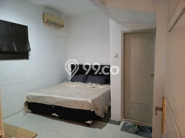 Kos-kosan Dijual di Bintaro Tangerang Selatan Luas 180m2 Kos-kosan Dijual di Bintaro Tangerang Selatan Luas 180m2