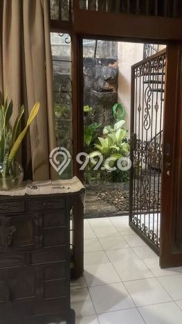 Dijual Rumah Mewah Elegan Dengan View Cantik di Petukangan, Jakarta Selatan Dijual Rumah Mewah Elegan Dengan View Cantik di Petukangan, Jakarta Selatan