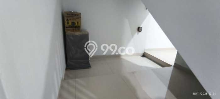 Rumah sewa siap pakai 3 KT di Bintaro, Tangerang Selatan Rumah sewa siap pakai 3 KT di Bintaro, Tangerang Selatan