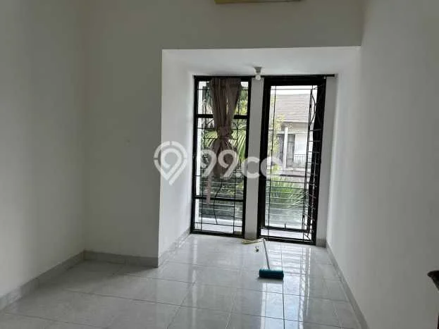 For Sale Hunian Rumah Terawat 3 KT di Bintaro, Tangerang Selatan For Sale Hunian Rumah Terawat 3 KT di Bintaro, Tangerang Selatan