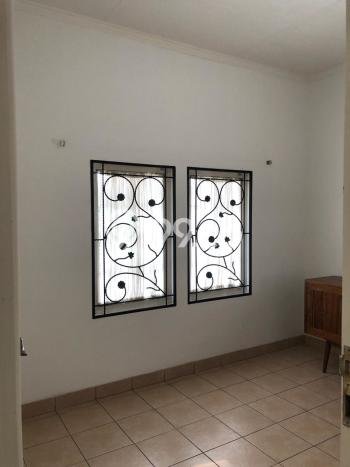 Ready to Use! Premium House LT 334m2 Desain Elegan di Sentul City Ready to Use! Premium House LT 334m2 Desain Elegan di Sentul City