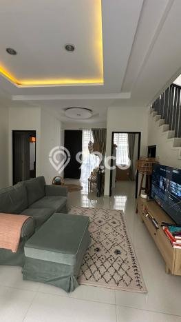 Rumah Luas Asri 4 KT Siap Pakai di Tangerang Kota Tangerang Rumah Luas Asri 4 KT Siap Pakai di Tangerang Kota Tangerang
