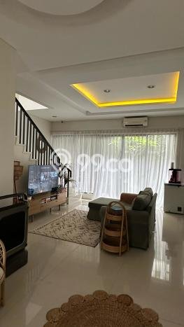 Rumah Luas Asri 4 KT Siap Pakai di Tangerang Kota Tangerang Rumah Luas Asri 4 KT Siap Pakai di Tangerang Kota Tangerang