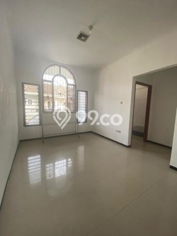Sewa Rumah Murah di Pakuwon City Surabaya Punya 3 KT Sewa Rumah Murah di Pakuwon City Surabaya Punya 3 KT