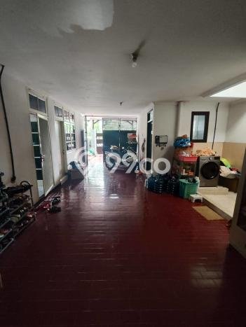 Rumah PREMIUM di Mulyorejo, Surabaya, Luas 400m2m² LB 300m2m² KESEMPATAN TERBATAS! Rumah PREMIUM di Mulyorejo, Surabaya, Luas 400m2m² LB 300m2m² KESEMPATAN TERBATAS!