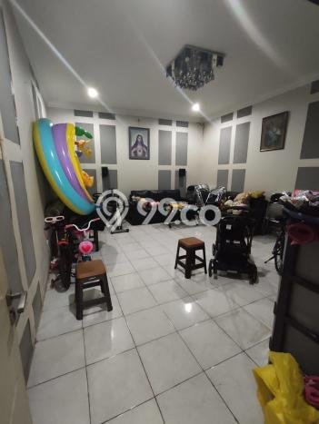 Rumah PREMIUM di Mulyorejo, Surabaya, Luas 400m2m² LB 300m2m² KESEMPATAN TERBATAS! Rumah PREMIUM di Mulyorejo, Surabaya, Luas 400m2m² LB 300m2m² KESEMPATAN TERBATAS!