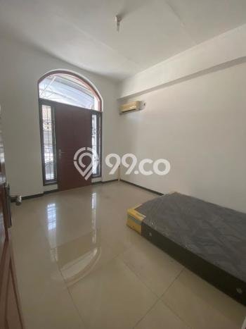 Sewa Rumah Murah di Pakuwon City Surabaya Punya 3 KT Sewa Rumah Murah di Pakuwon City Surabaya Punya 3 KT
