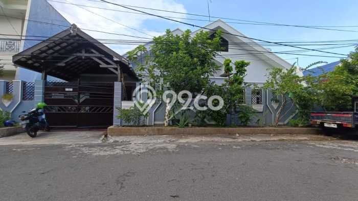 Rumah PREMIUM di Mulyorejo, Surabaya, Luas 400m2m² LB 300m2m² KESEMPATAN TERBATAS! Rumah PREMIUM di Mulyorejo, Surabaya, Luas 400m2m² LB 300m2m² KESEMPATAN TERBATAS!