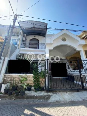Sewa Rumah Murah di Pakuwon City Surabaya Punya 3 KT Sewa Rumah Murah di Pakuwon City Surabaya Punya 3 KT