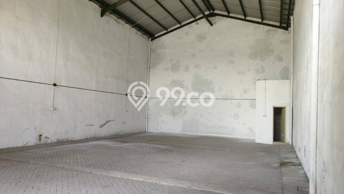 Unit Gudang Paling Strategis di Gununganyar Surabaya dengan LB 100m2 Unit Gudang Paling Strategis di Gununganyar Surabaya dengan LB 100m2