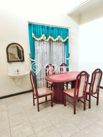 Rumah sewa siap pakai 3 KT di Mulyosari, Surabaya Rumah sewa siap pakai 3 KT di Mulyosari, Surabaya