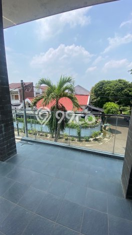 Hunian Mewah Dijual LT 200m2 di BSD, Tangerang Selatan Hunian Mewah Dijual LT 200m2 di BSD, Tangerang Selatan