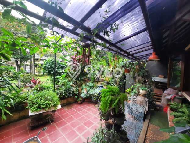 Siap Huni Rumah Mewah 5 Kamar di Kebayoran Baru Dekat ke Mana Saja Siap Huni Rumah Mewah 5 Kamar di Kebayoran Baru Dekat ke Mana Saja