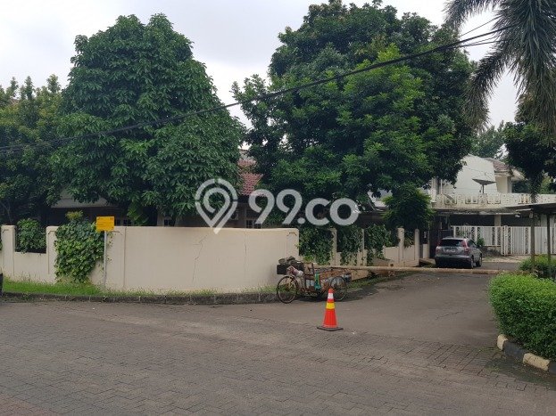 Hunian Mewah LB 297m2 Siap Huni Desain Elegan di Villa Melati Mas, Tangerang Selatan Hunian Mewah LB 297m2 Siap Huni Desain Elegan di Villa Melati Mas, Tangerang Selatan