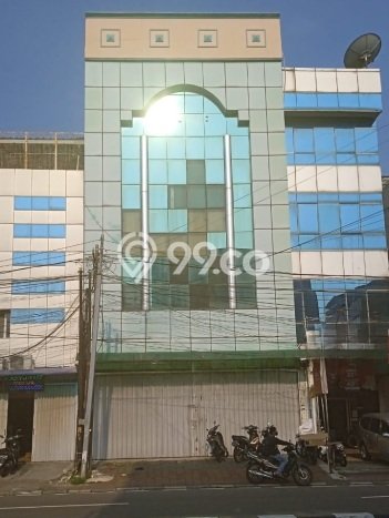 Ruko Strategis di Gambir, Luas 900m², Area Komersial, Tingkat Keramaian Tinggi Ruko Strategis di Gambir, Luas 900m², Area Komersial, Tingkat Keramaian Tinggi
