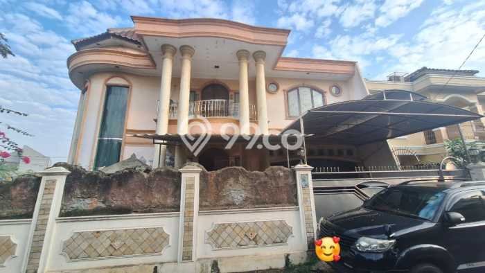 Ready to Use! Premium House LT 573m2 Desain Elegan di Meruya Ready to Use! Premium House LT 573m2 Desain Elegan di Meruya