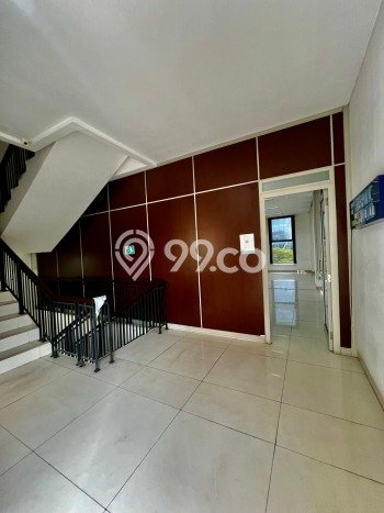Kantor paling strategis disewakan di BSD Tangerang Selatan Kantor paling strategis disewakan di BSD Tangerang Selatan