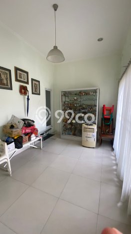 Hunian Mewah Dijual LT 200m2 di BSD, Tangerang Selatan Hunian Mewah Dijual LT 200m2 di BSD, Tangerang Selatan