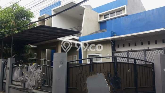 Ready to Use! Premium House LT 246m2 Desain Elegan di Cawang Ready to Use! Premium House LT 246m2 Desain Elegan di Cawang