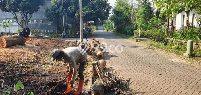 Kavling Tanah Dijual di Cibinong, Bogor, Luas 268m2 Area Strategis Kavling Tanah Dijual di Cibinong, Bogor, Luas 268m2 Area Strategis