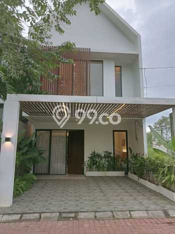 Jual Rumah Strategis Bagus Punya 2 KT di Sawangan Depok SHM Jual Rumah Strategis Bagus Punya 2 KT di Sawangan Depok SHM