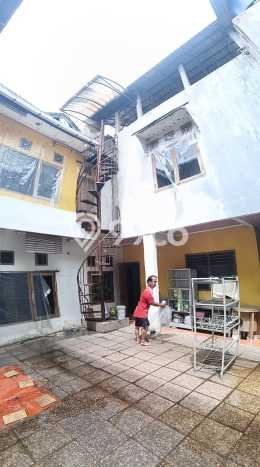 Rumah Minimalis 4 KT LT 298m2 di Lenteng Agung Rumah Minimalis 4 KT LT 298m2 di Lenteng Agung