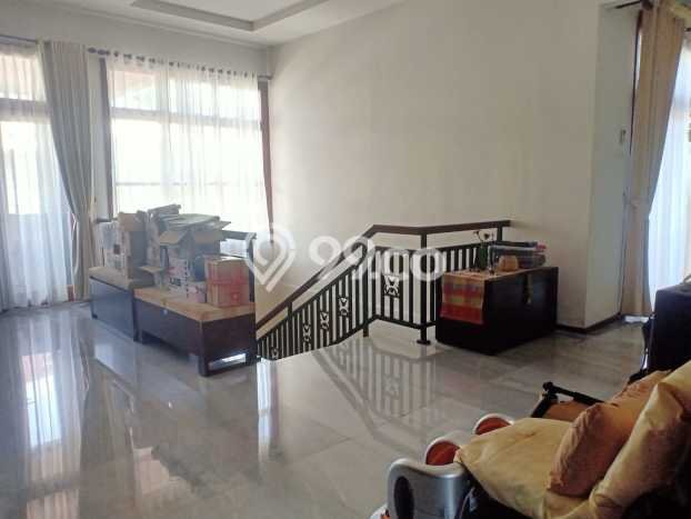 Ready to Use! Luxury House LT 848m2 Desain Modern di Kemang Ready to Use! Luxury House LT 848m2 Desain Modern di Kemang