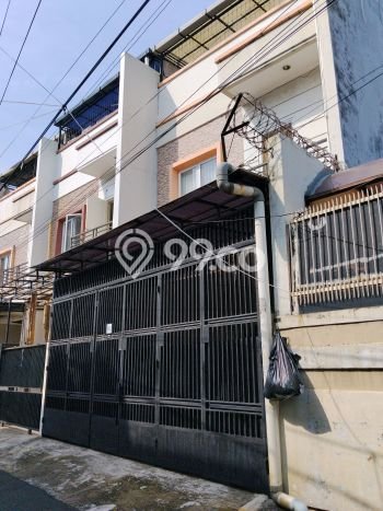 Jual Rumah Luas Elegan Dengan View Eksklusif di Duri Kepa, Jakarta Barat Jual Rumah Luas Elegan Dengan View Eksklusif di Duri Kepa, Jakarta Barat
