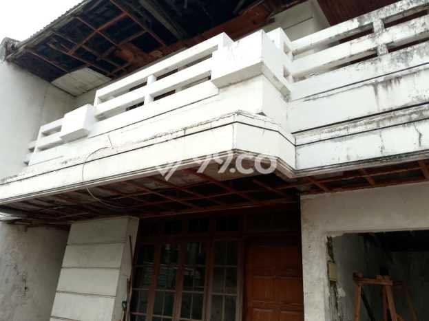 Hunian Terjangkau LT 200m2 di Puri Indah Lingkungan Asri Hunian Terjangkau LT 200m2 di Puri Indah Lingkungan Asri