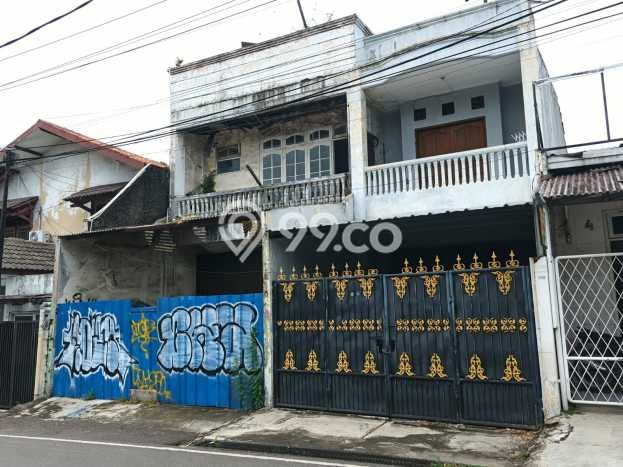 Dijual Rumah Premium dengan Fasilitas Sekitar Komplit di Kebayoran Lama, Jakarta Selatan Dijual Rumah Premium dengan Fasilitas Sekitar Komplit di Kebayoran Lama, Jakarta Selatan
