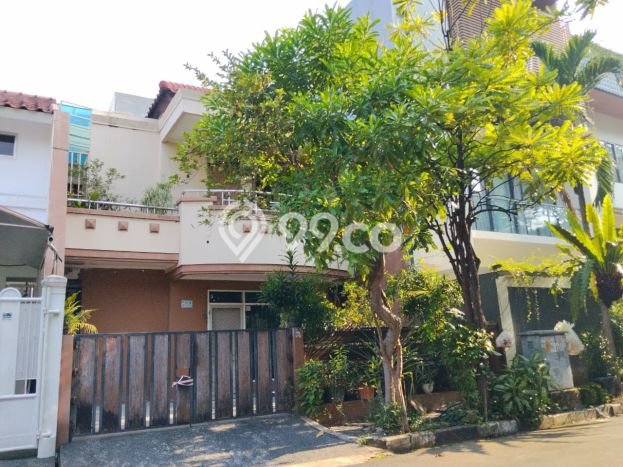 For Sale! Luxury House LT 144m2 Desain Modern di Permata Buana For Sale! Luxury House LT 144m2 Desain Modern di Permata Buana