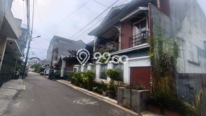 Siap Huni Rumah Mewah 2 Kamar di Pancoran Dekat ke Mana Pun Siap Huni Rumah Mewah 2 Kamar di Pancoran Dekat ke Mana Pun