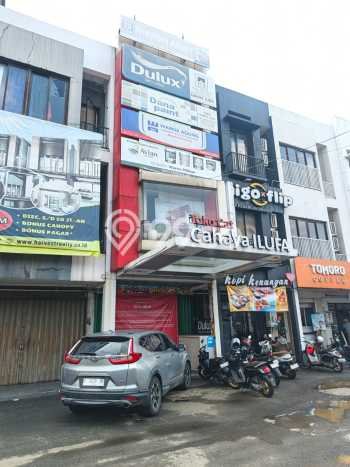 Ruko Bagus Dijual LB 120m2 Lokasi Strategis Jakarta Selatan Area Cocok untuk Bisnis Ruko Bagus Dijual LB 120m2 Lokasi Strategis Jakarta Selatan Area Cocok untuk Bisnis