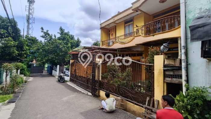 Rumah Minimalis 4 KT LT 298m2 di Lenteng Agung Rumah Minimalis 4 KT LT 298m2 di Lenteng Agung