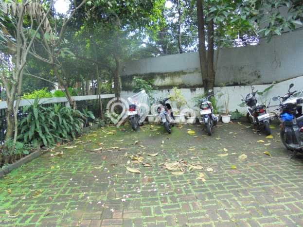Dijual Hunian Mewah dengan Fasilitas Sekitar Komplit di Kebayoran Lama, Jakarta Selatan Dijual Hunian Mewah dengan Fasilitas Sekitar Komplit di Kebayoran Lama, Jakarta Selatan