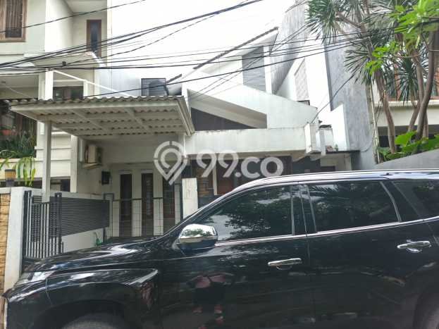 Rumah Elit LB 100m2 Siap Pakai Desain Elegan di Pondok Indah, Jakarta Selatan Rumah Elit LB 100m2 Siap Pakai Desain Elegan di Pondok Indah, Jakarta Selatan