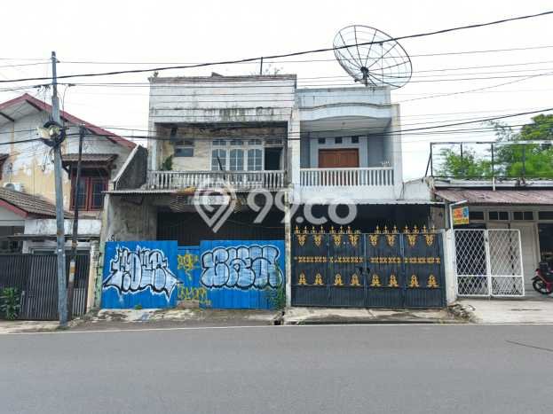 Dijual Rumah Premium dengan Fasilitas Sekitar Komplit di Kebayoran Lama, Jakarta Selatan Dijual Rumah Premium dengan Fasilitas Sekitar Komplit di Kebayoran Lama, Jakarta Selatan